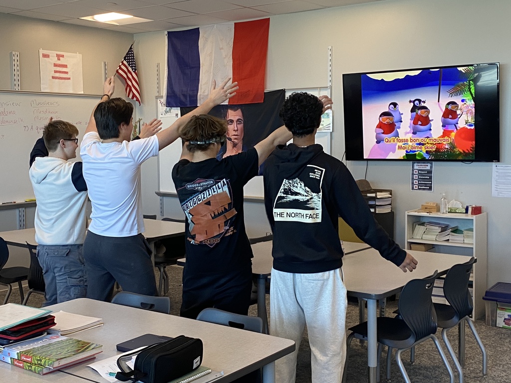 'Twas the week before Christmas, and "Ski Bums Day" at FHS. So naturally the students wanted to dance to Pigloo's "Moi. j'aime skier"!