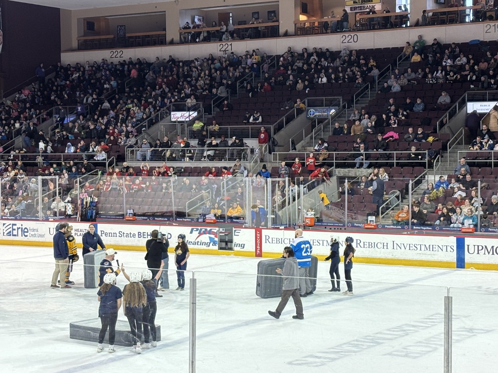 Choir at Otters Game