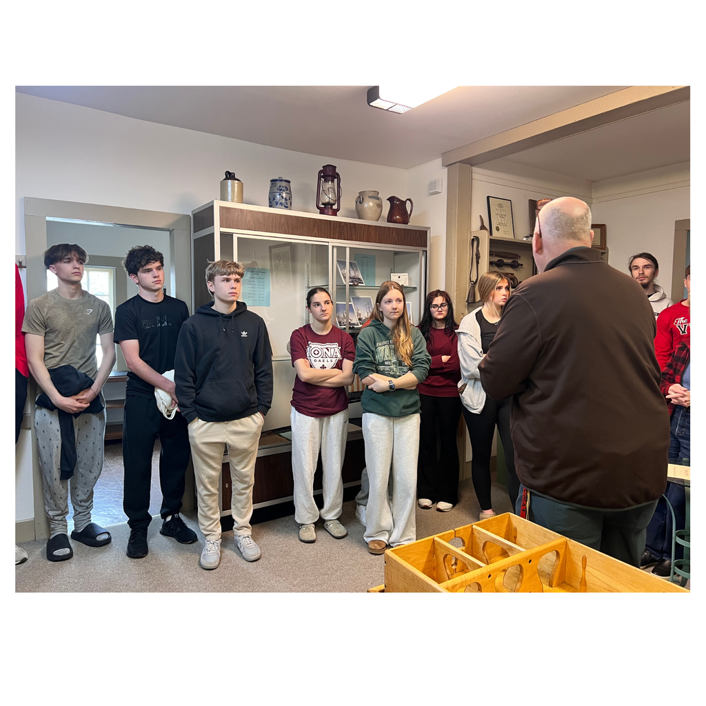 The Erie Experience classes took a walk down the hill to visit the Sturgeon House this week.