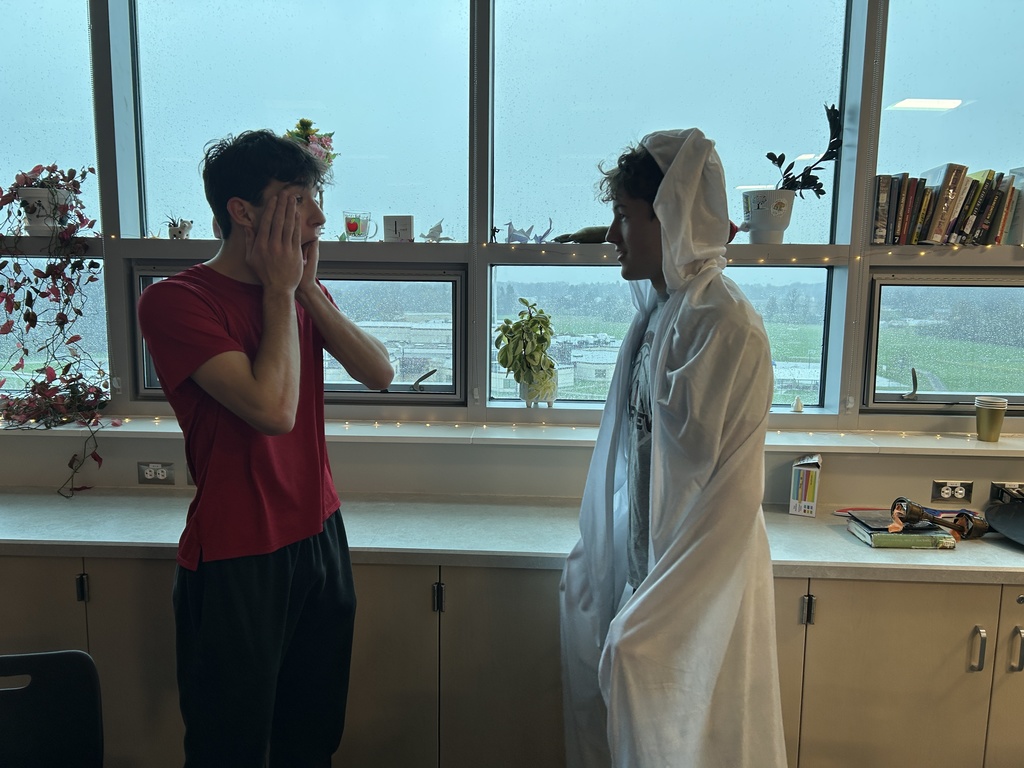 Macbeth, Lady Macbeth, witches, thanes, and Banquo's ghost took over Honors English 2.