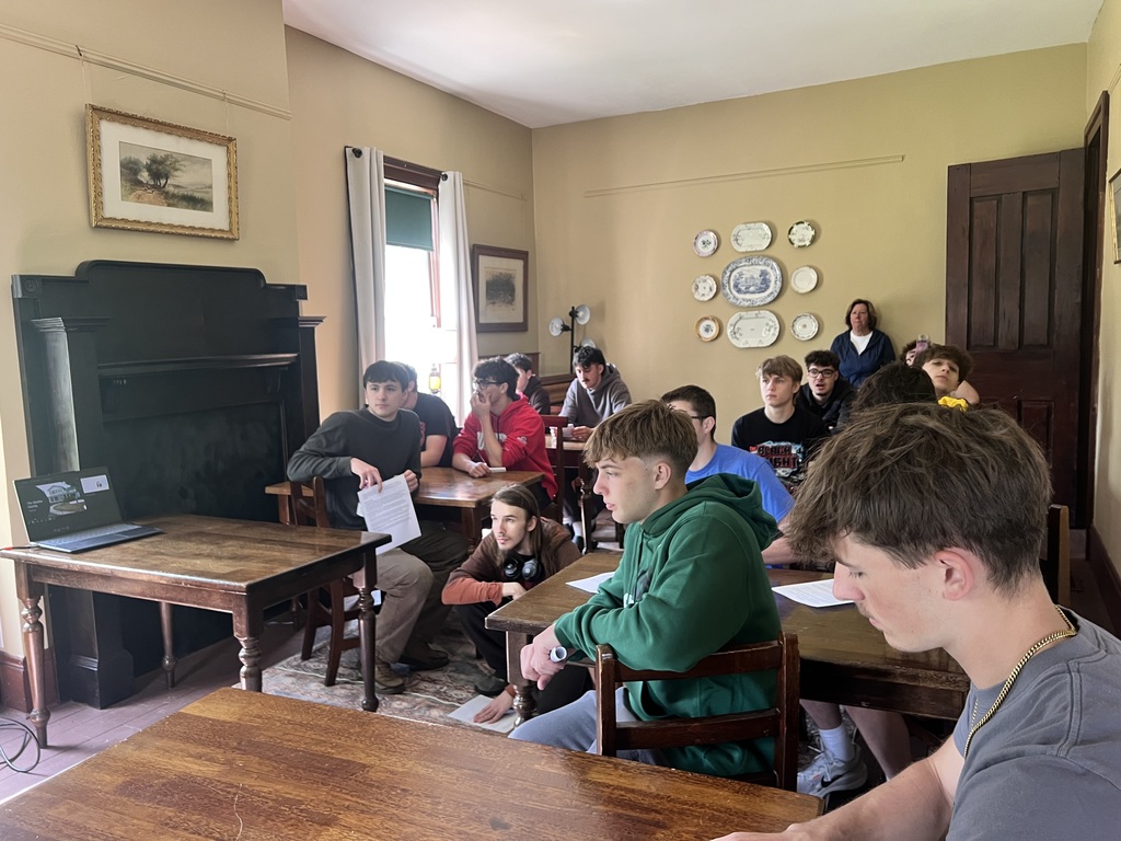 The students learned about Girard history, including Dan Rice and Charlotte Battles, and toured the homes in Girard courtesy of the Hagen History Center. 