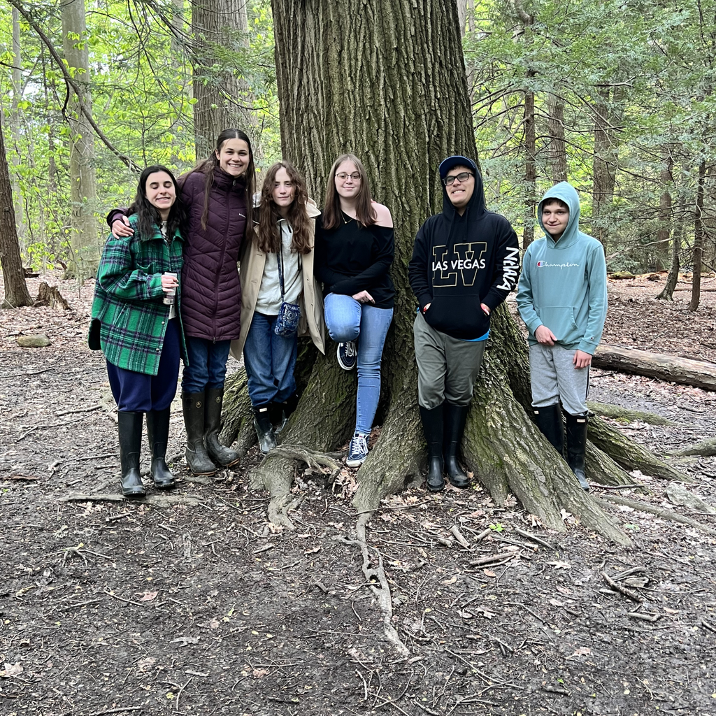 Erie Experience classes returned to Asbury Woods to hike and explore the local nature. 