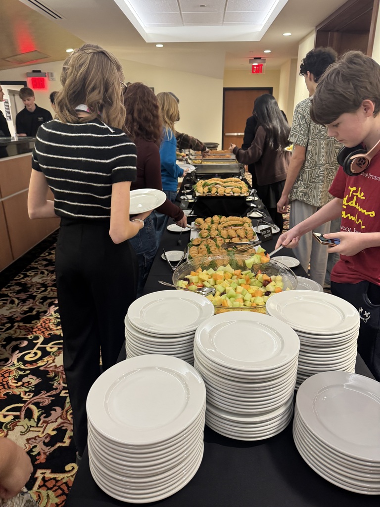 Students from the Drama Club had the opportunity to attend the Broadway by the Bay Luncheon