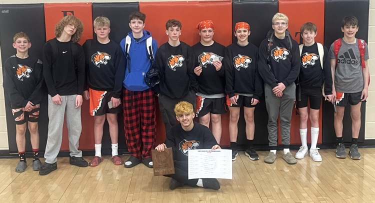 🤼♂️🐅🤼♀️