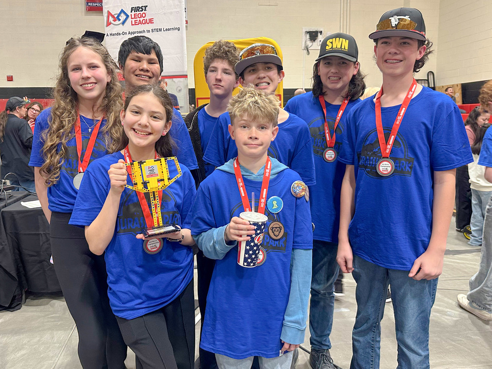 Jurassic Spark Edges Out Competition to Win State Robot Performance Award