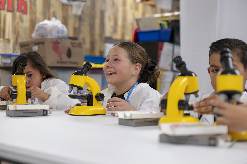 Country Club’s 2nd Graders Turn Classroom Into Hospital for Human Body Unit