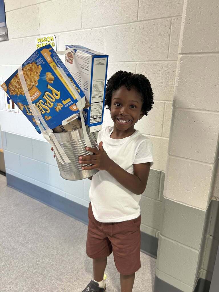 FECC Student with their Science Fair project.