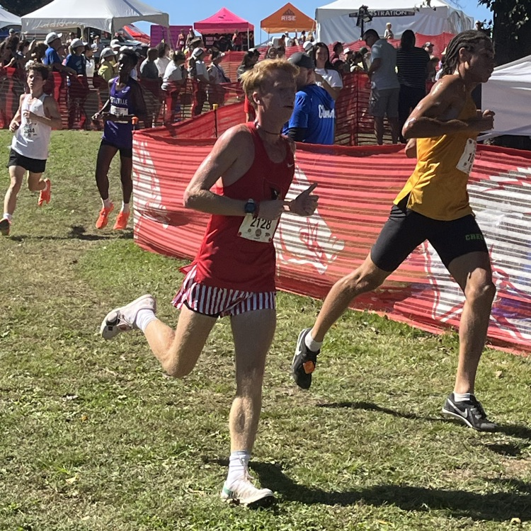students running 