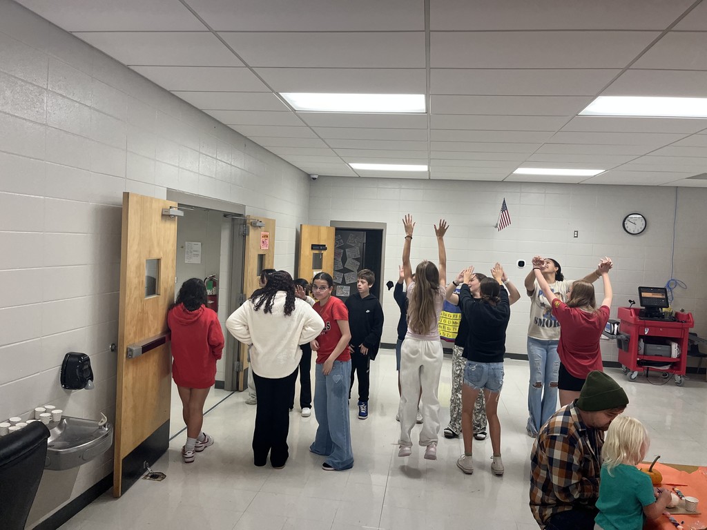 FJHS Students lined up at the pre-k