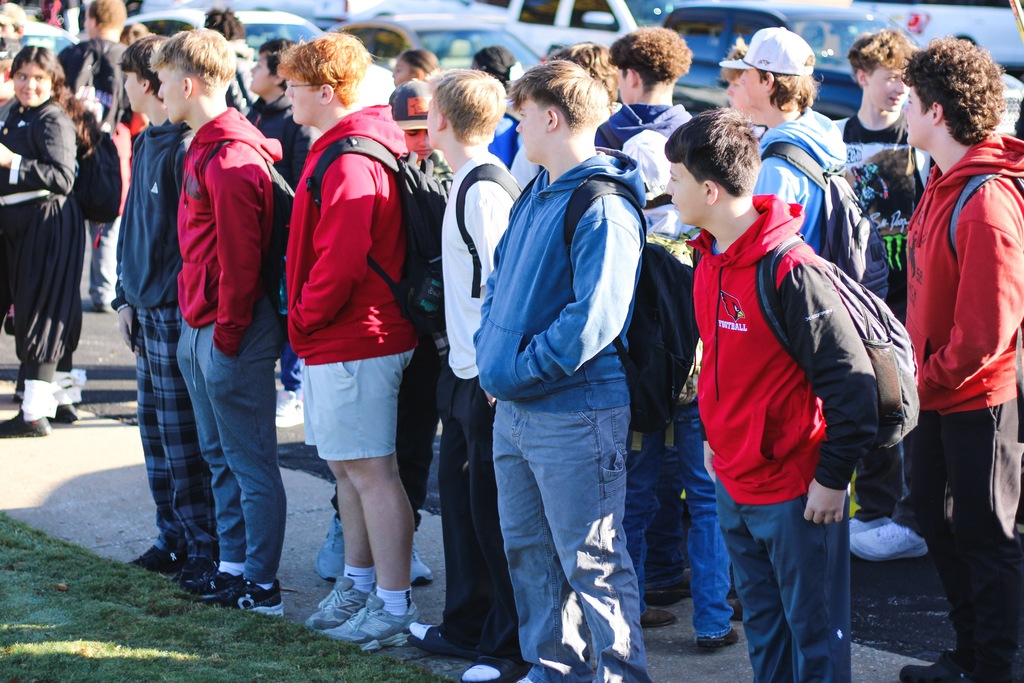 FJHS Students outside to cheer on HS volleyball team