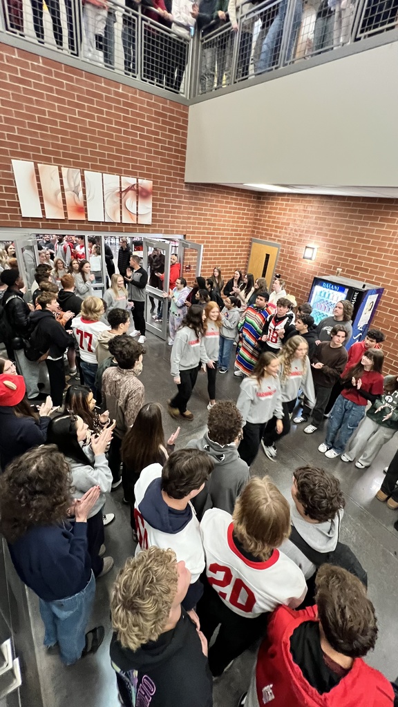students walking through spirit line