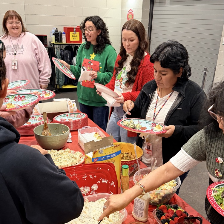 teachers getting good from potluck