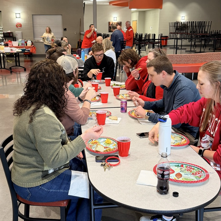 teachers eating potluck