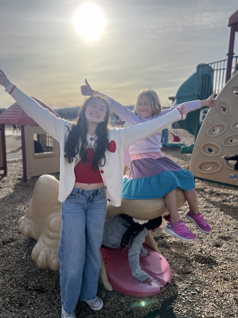 9th Grade Reads at elementary school