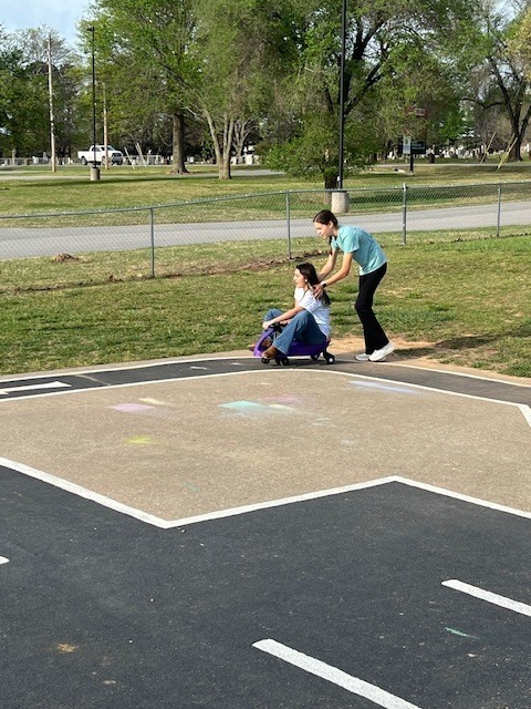FJHS Cardinal Ambassadors helping at the pre-k Egg Hunt