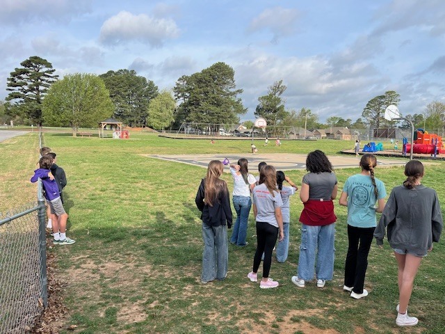 FJHS Cardinal Ambassadors helping at the pre-k Egg Hunt