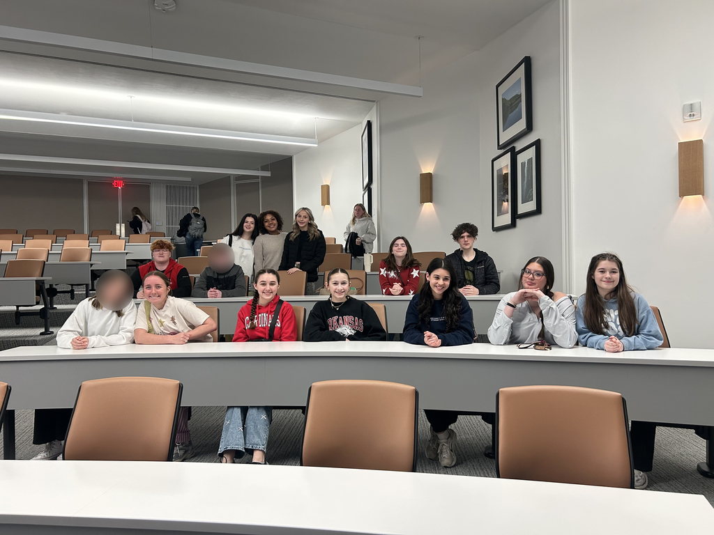 FJHS Students at the UofA campus