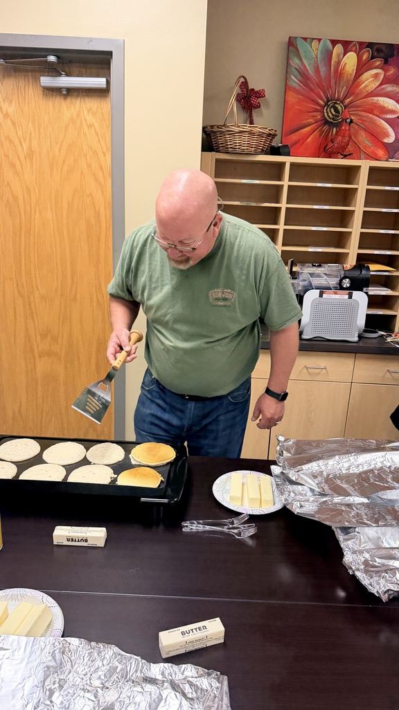 administrator making breakfast