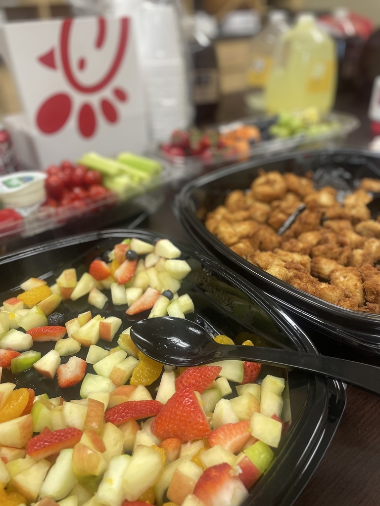 picture of breakfast platters