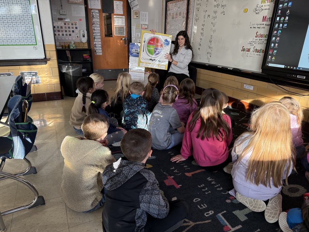 nutrition lesson in Land's class