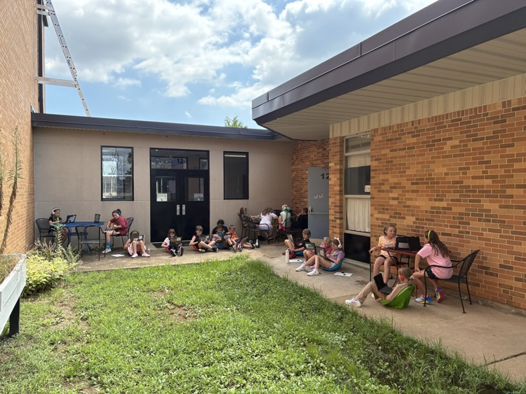 Mrs. Keutzerās class taking advantage of the wonderful weather for wellness Wednesday!