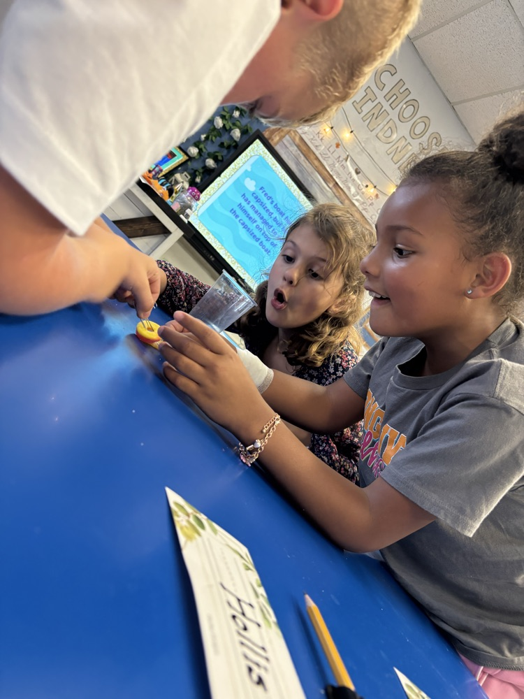 students working together 