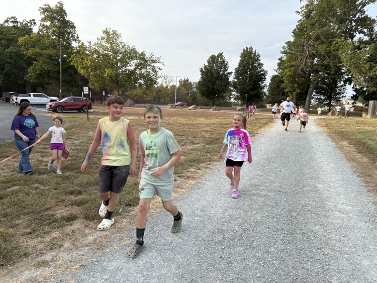 Jefferson Elementary Color Run 2025 🩷🩵💚💛💜🧡❤️💙