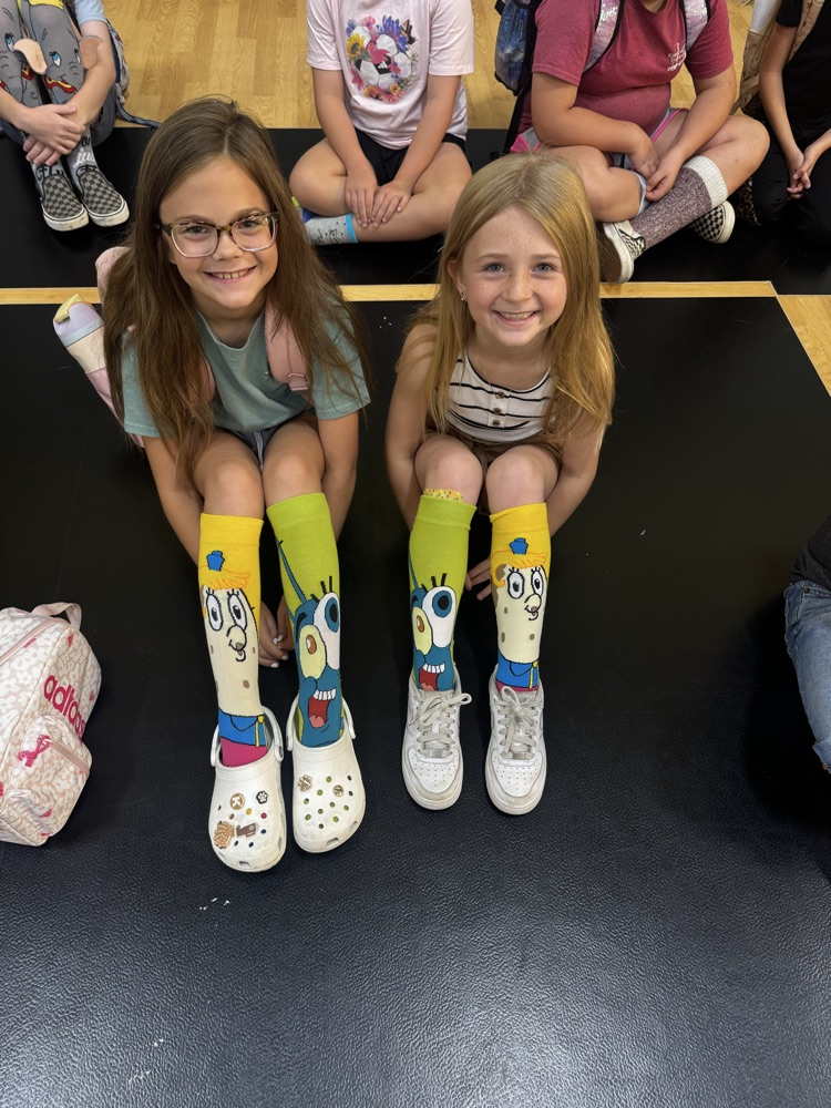 Students dressed in Spirit wear