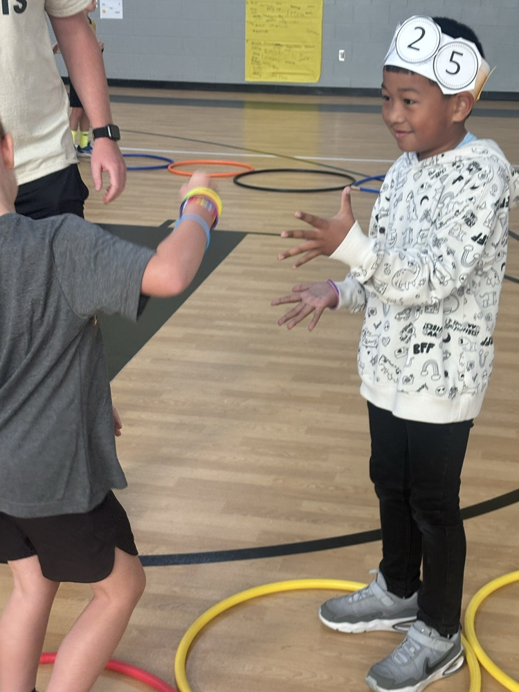 kids playing Rock Paper Scissors Shootout