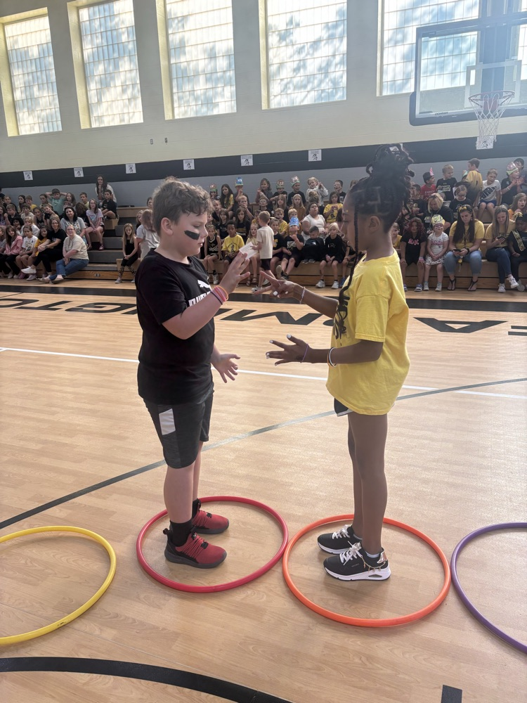 kids playing Rock Paper Scissors Shootout