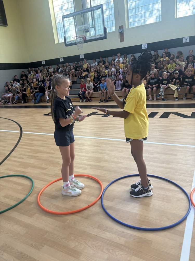 kids playing Rock Paper Scissors Shootout