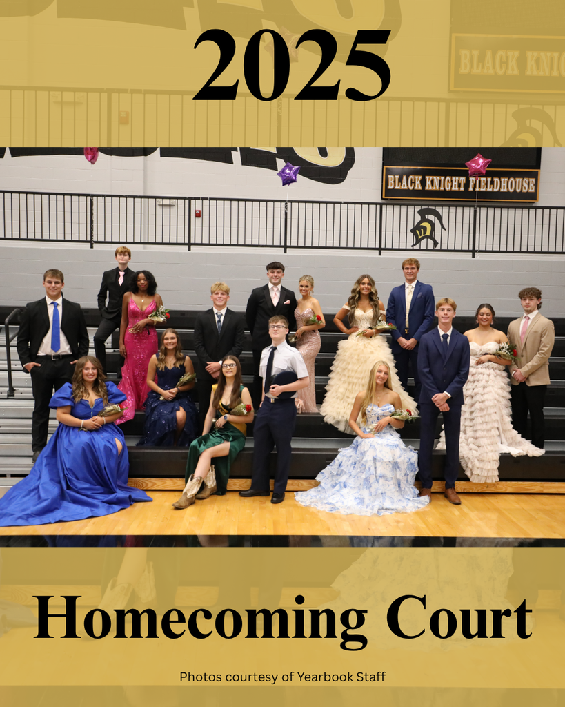 photo of entire homecoming court