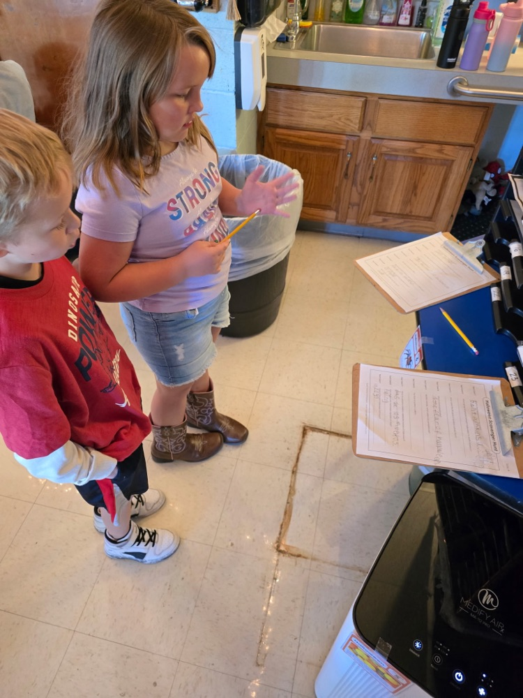 kids working in class