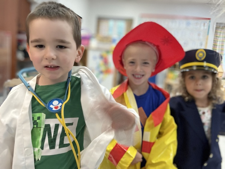 Fall themes and classroom activities 🎃 🍁