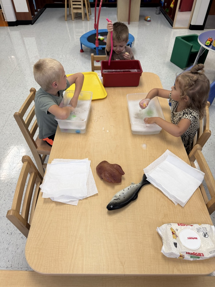 Fall themes and classroom activities 🎃 🍁