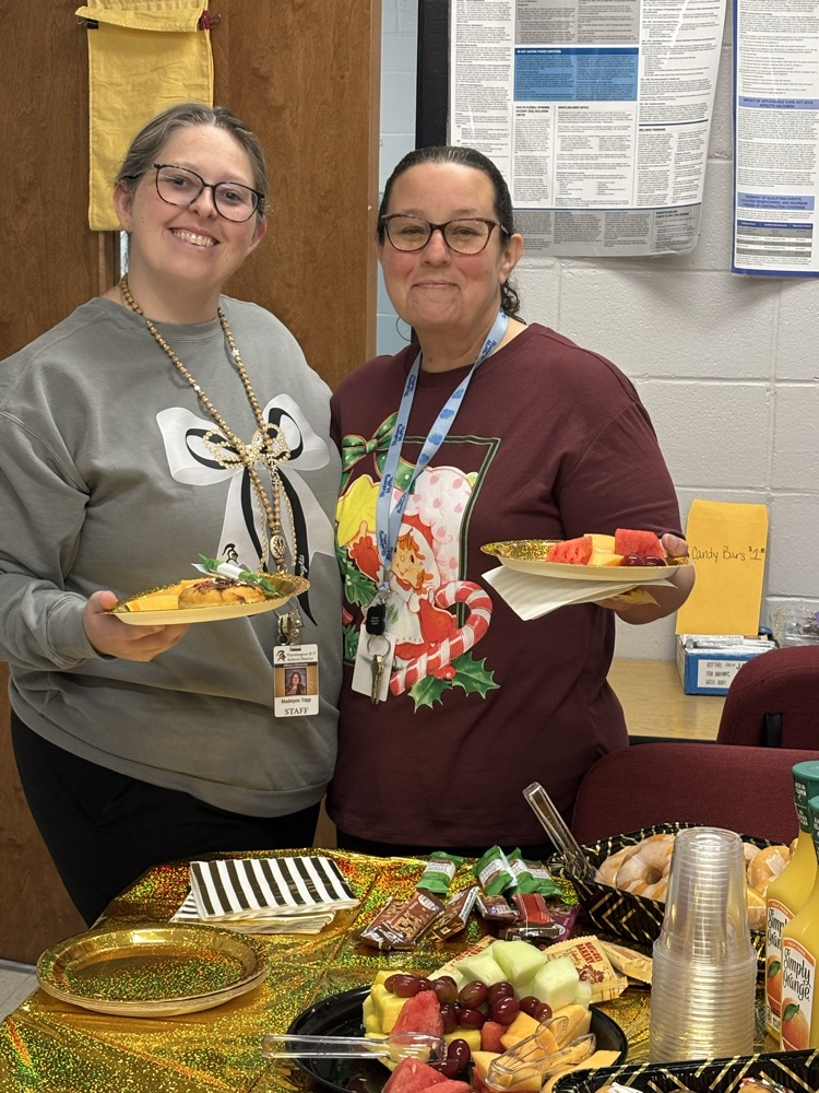 teachers with breakfast 