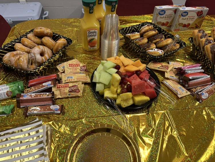 teachers with breakfast 