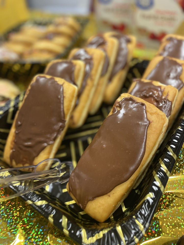 teachers with breakfast 