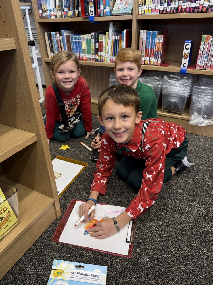 students in the library 