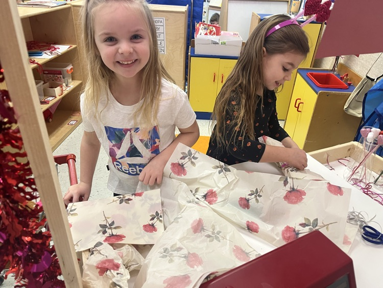 wrapping flower arrangements 