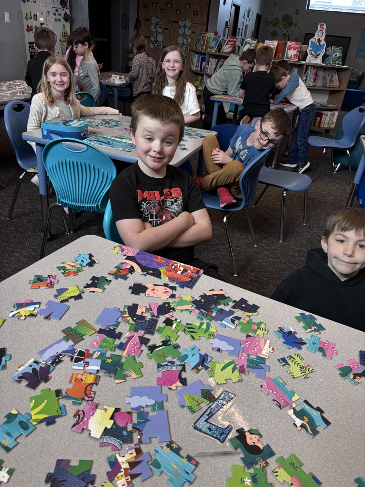 kids doing puzzles