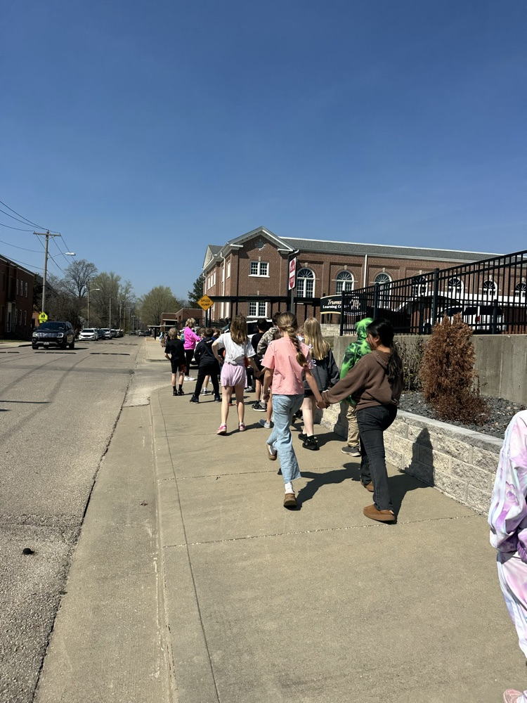 fourth grade wellness Wednesday walk 