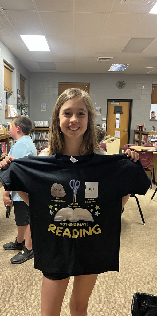 reader t-shirt earner!