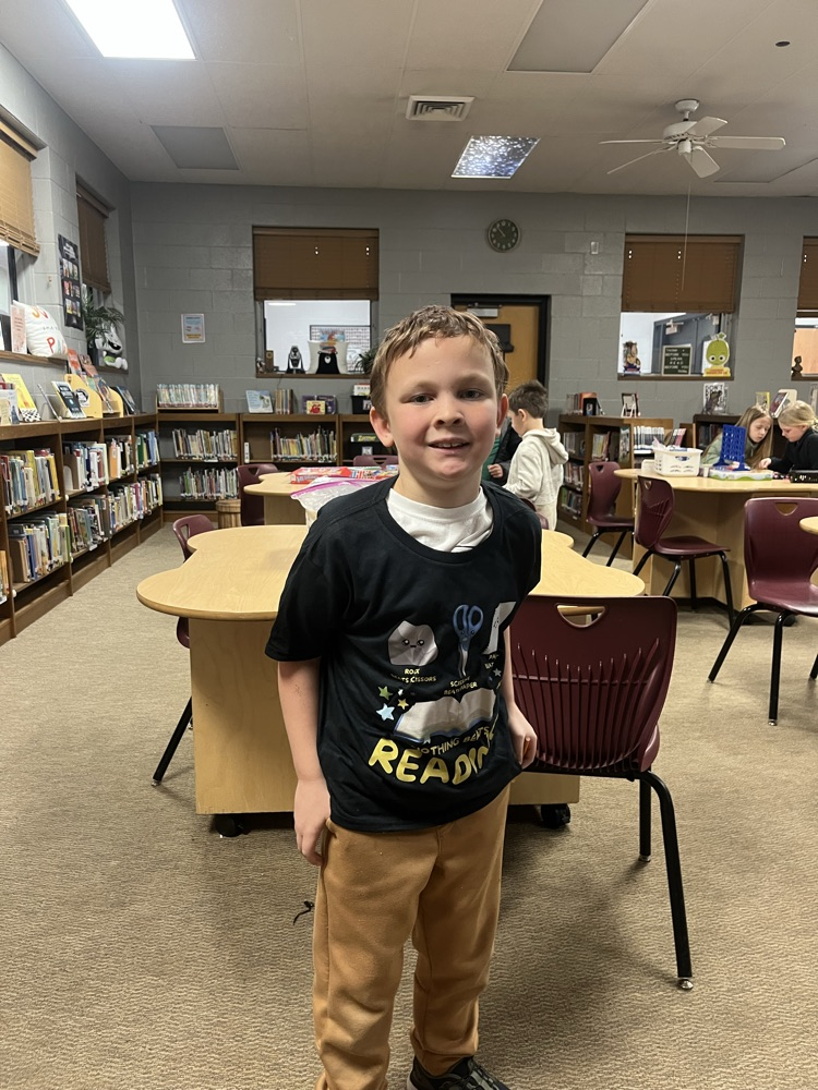 reader t-shirt earner!