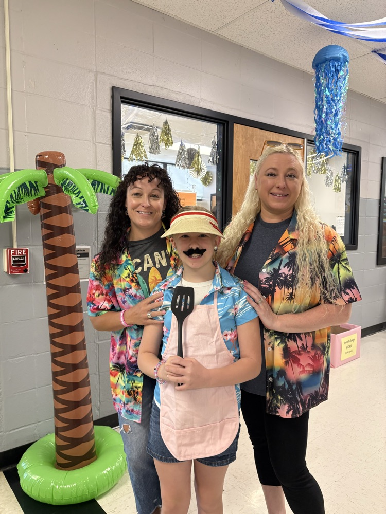 kids and teachers dressed for summer
