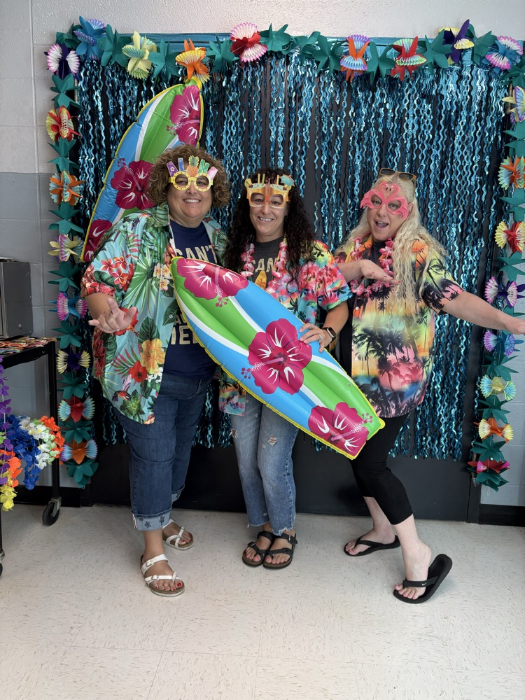 teachers dressed for summer
