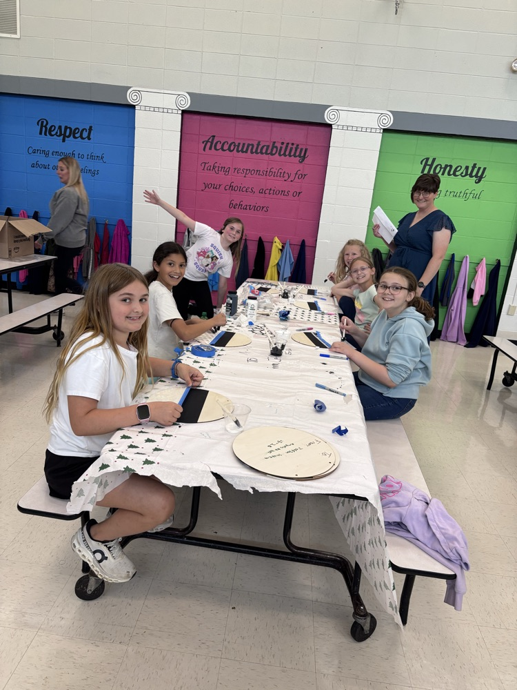 students making gifts