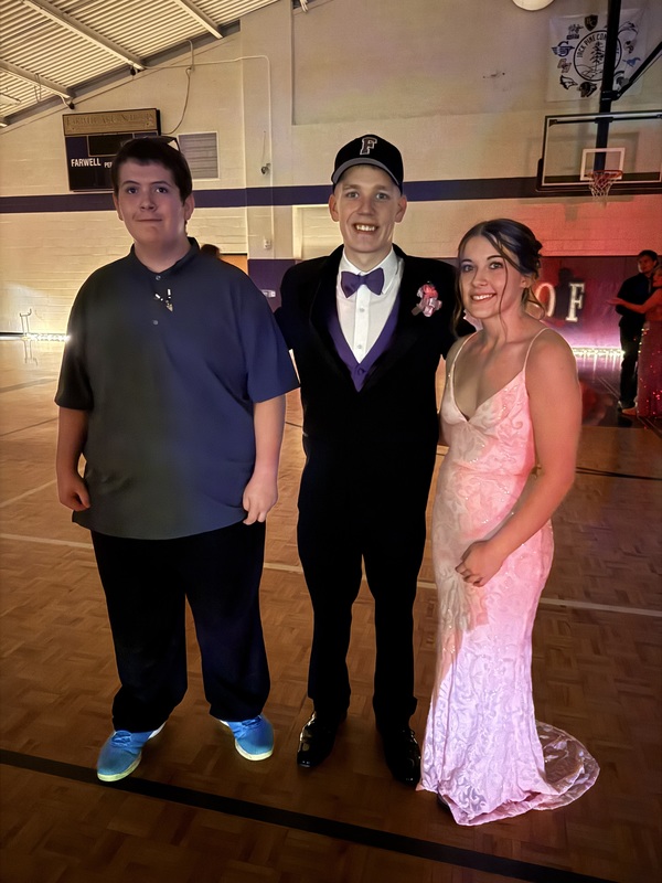 Homecoming Dance Students