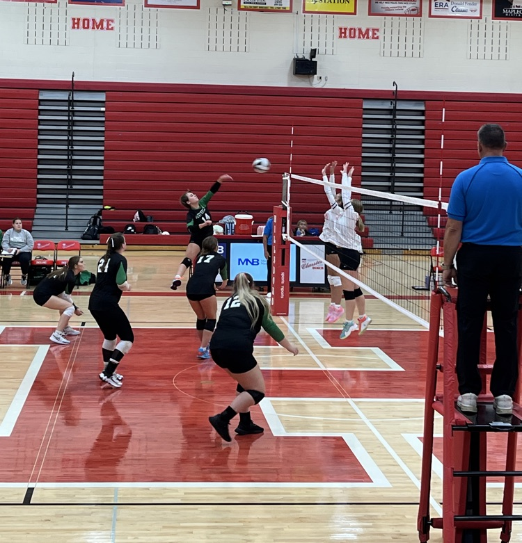 Varsity Lady Rockets at Hillsboro