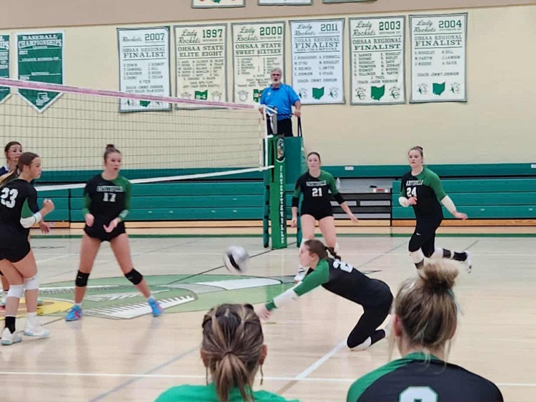 Varsity lady Rocket at Home versus Blanchester